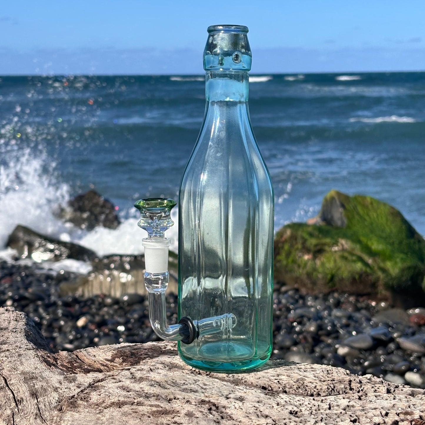 “Bottle Bong" Upcycled Glass Bottle Bong
