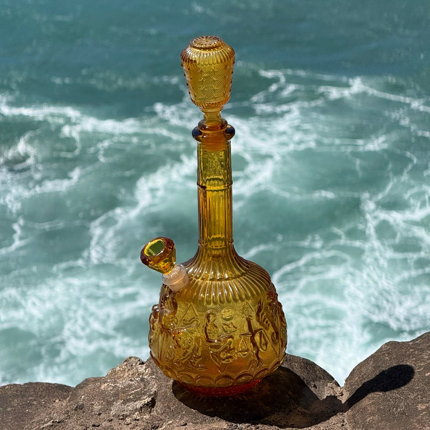 Vintage Decanter Bong “Citrine Constellation”