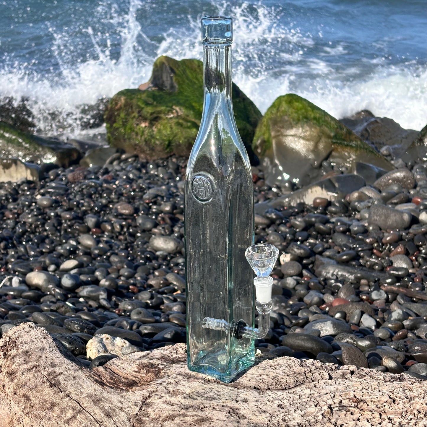 “Bottle Bong" Upcycled Glass Bottle Bong