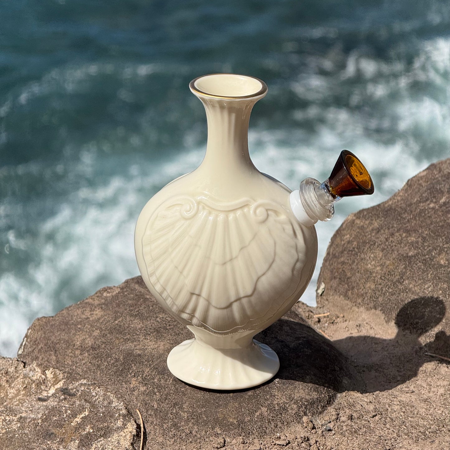 Vintage Ceramic Vase Bong “Ceramic Clamshell”