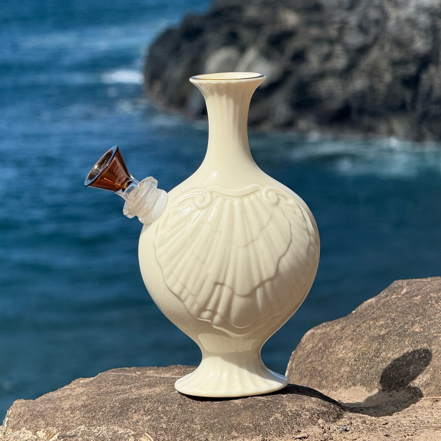 Vintage Ceramic Vase Bong “Ceramic Clamshell”