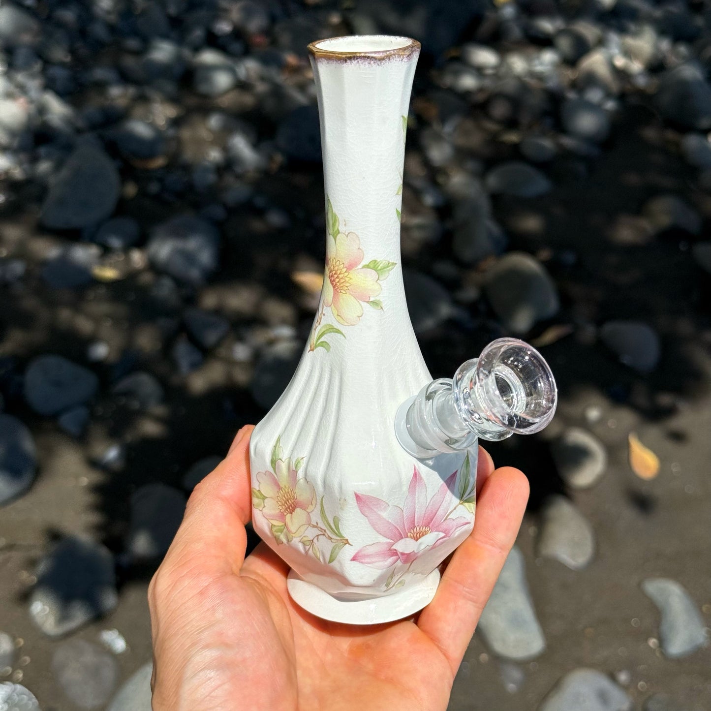 Vintage Ceramic Bong “Highbiscus”