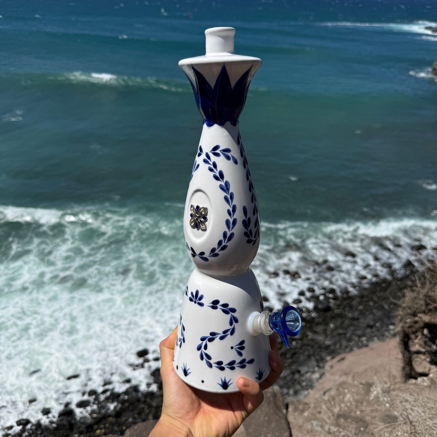 Vintage Glass Bong “Cobalt Luminescence”