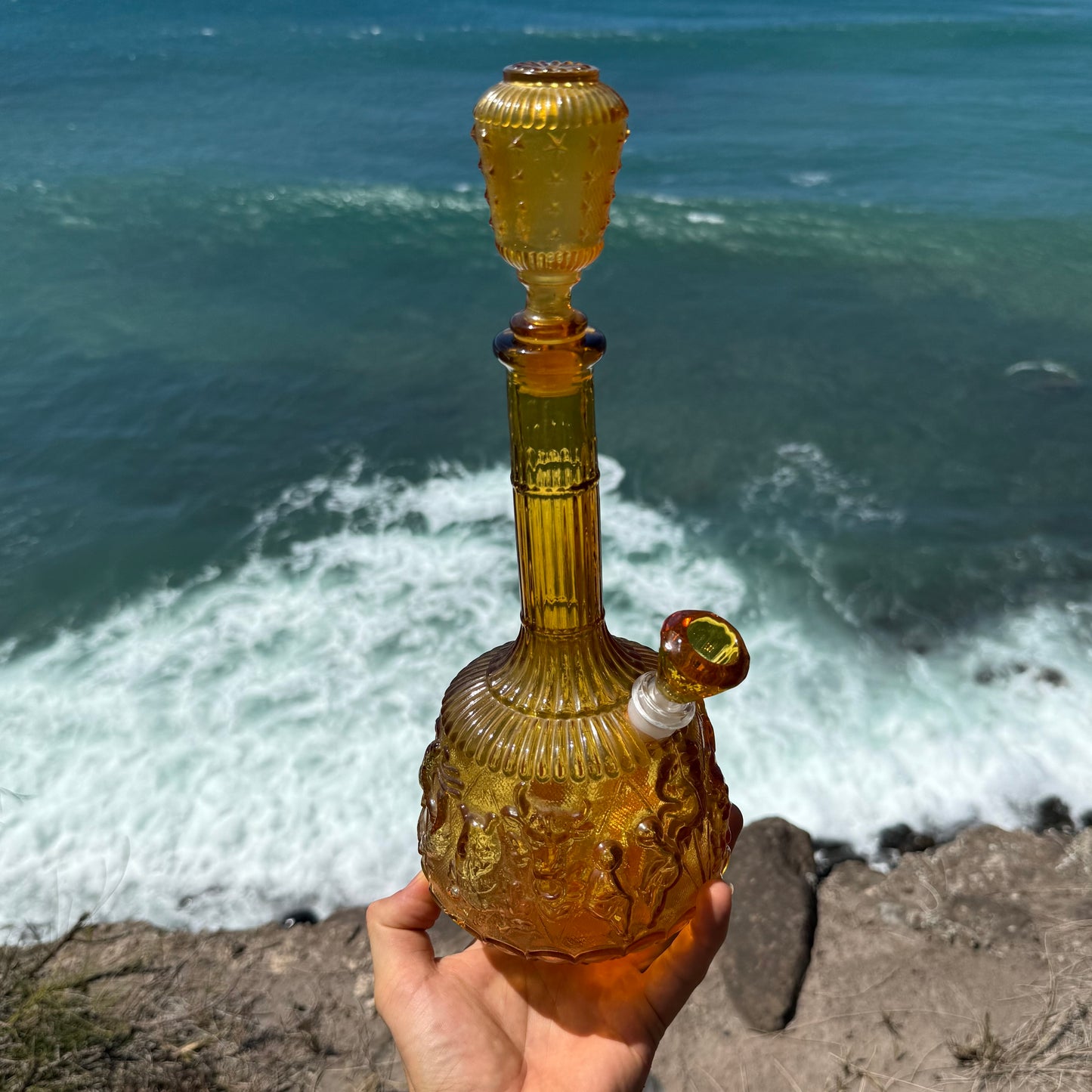 Vintage Decanter Bong “Citrine Constellation”