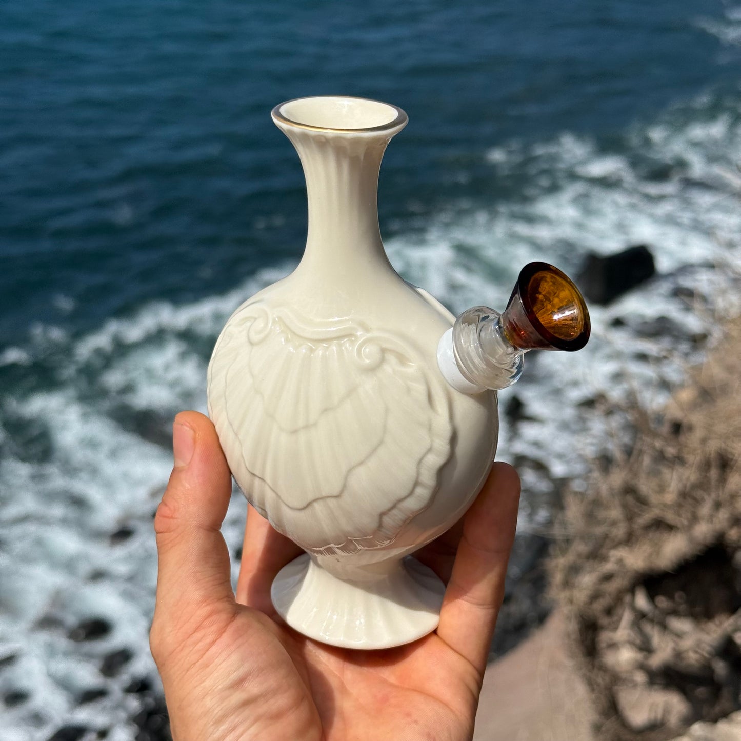 Vintage Ceramic Vase Bong “Ceramic Clamshell”