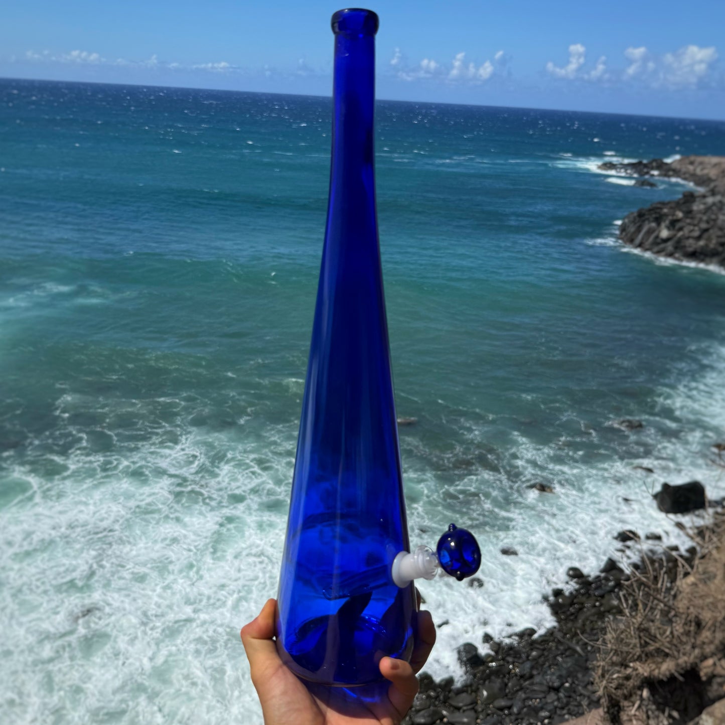 Vintage Vase Bong “Cobalt Spire”