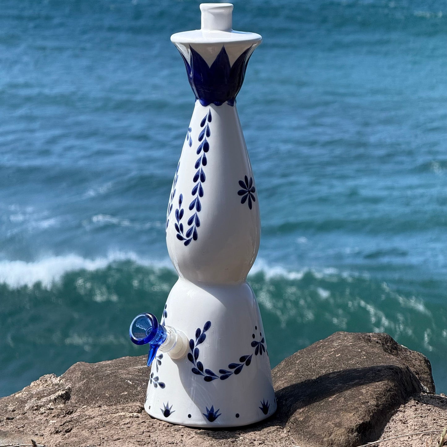 Vintage Glass Bong “Cobalt Luminescence”