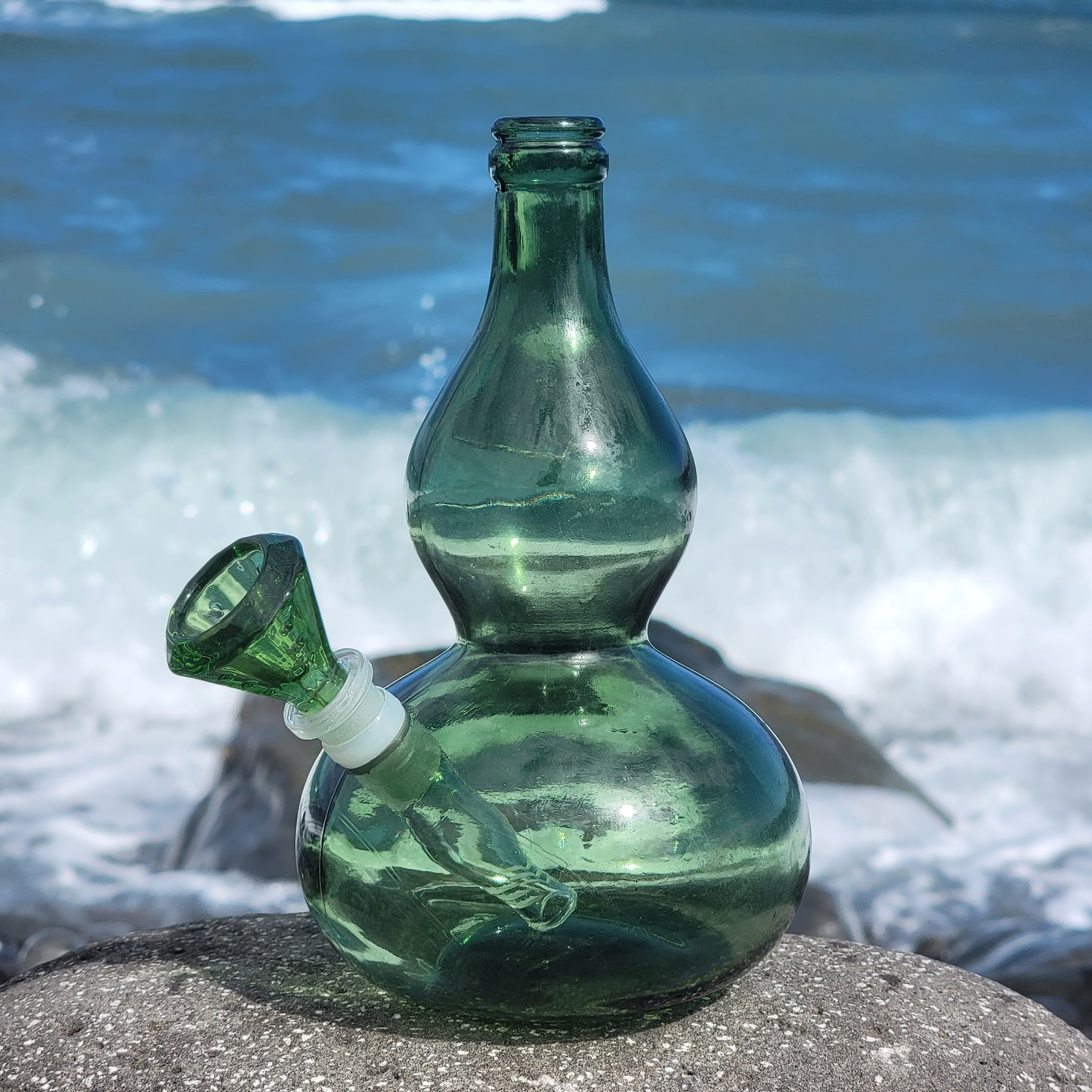 "Voluptuous Verdancy" Vintage Green Glass Gourd Bong