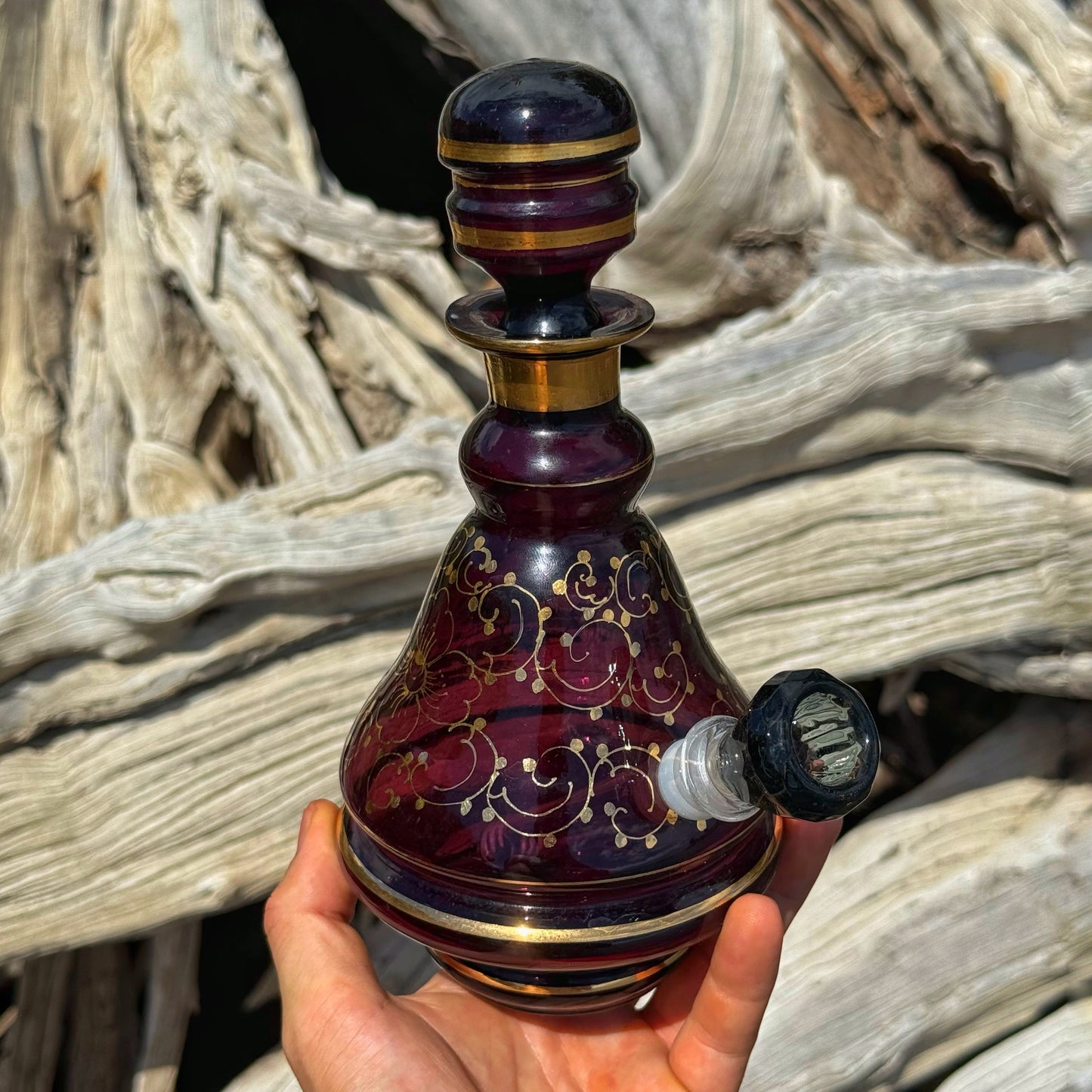 Vintage Decanter Bong “Ameythst Luminescence”