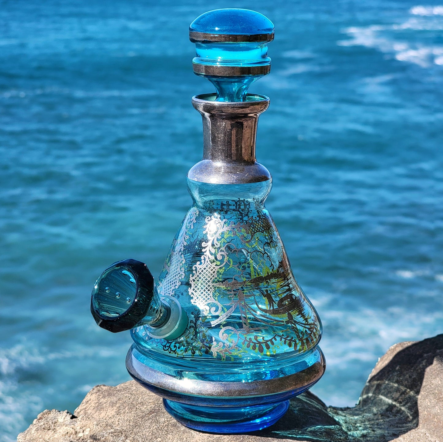 Vintage Decanter Bong “Aquamarine Luminescence”