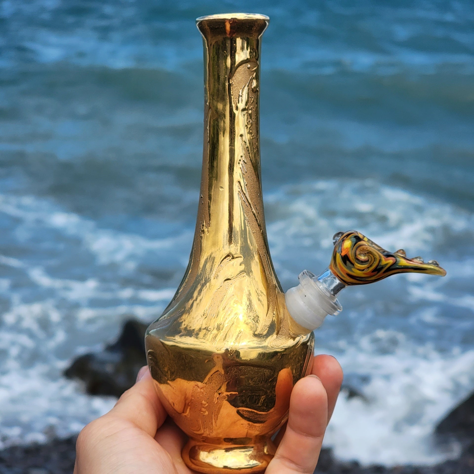 Golden Bubbler Vintage Gilded Ceramic Bong – Bongs In Paradise