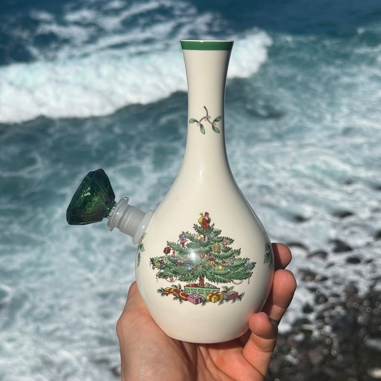 Vintage Ceramic Bong “Santa’s Helper”