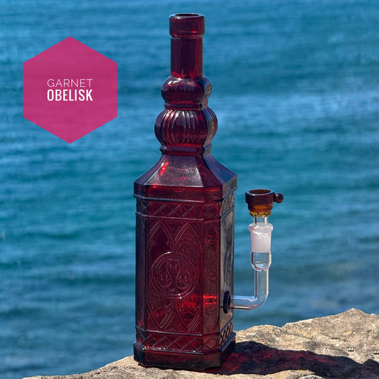 Vintage Bottle Bong “Garnet Obelisk”