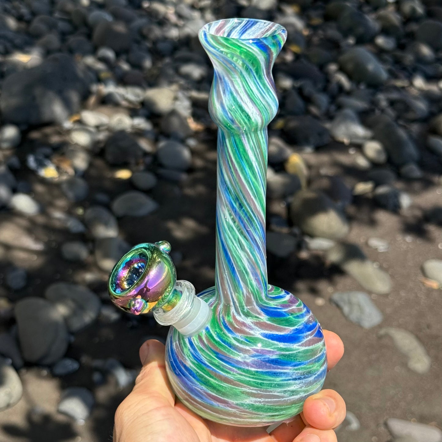 Vintage Glass Bong “River Rapids”