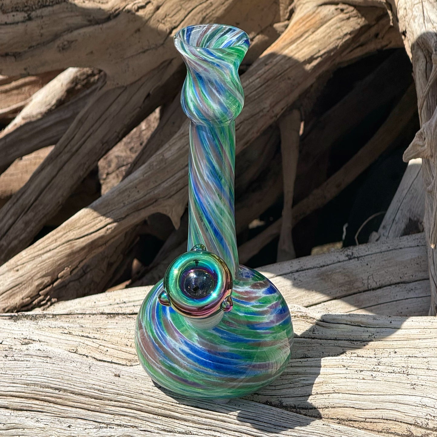 Vintage Glass Bong “River Rapids”