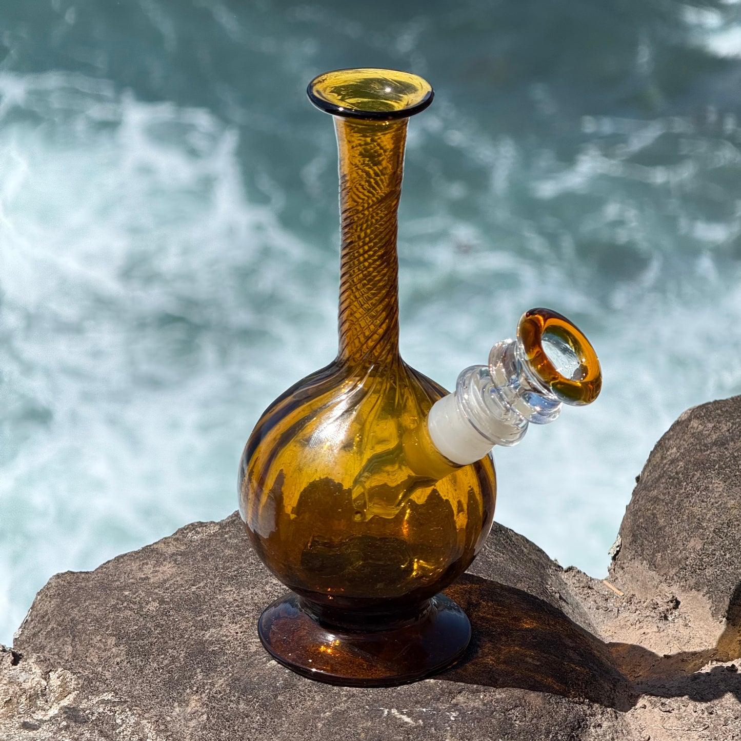 Vintage Glass Bong “Caramel Swirl”