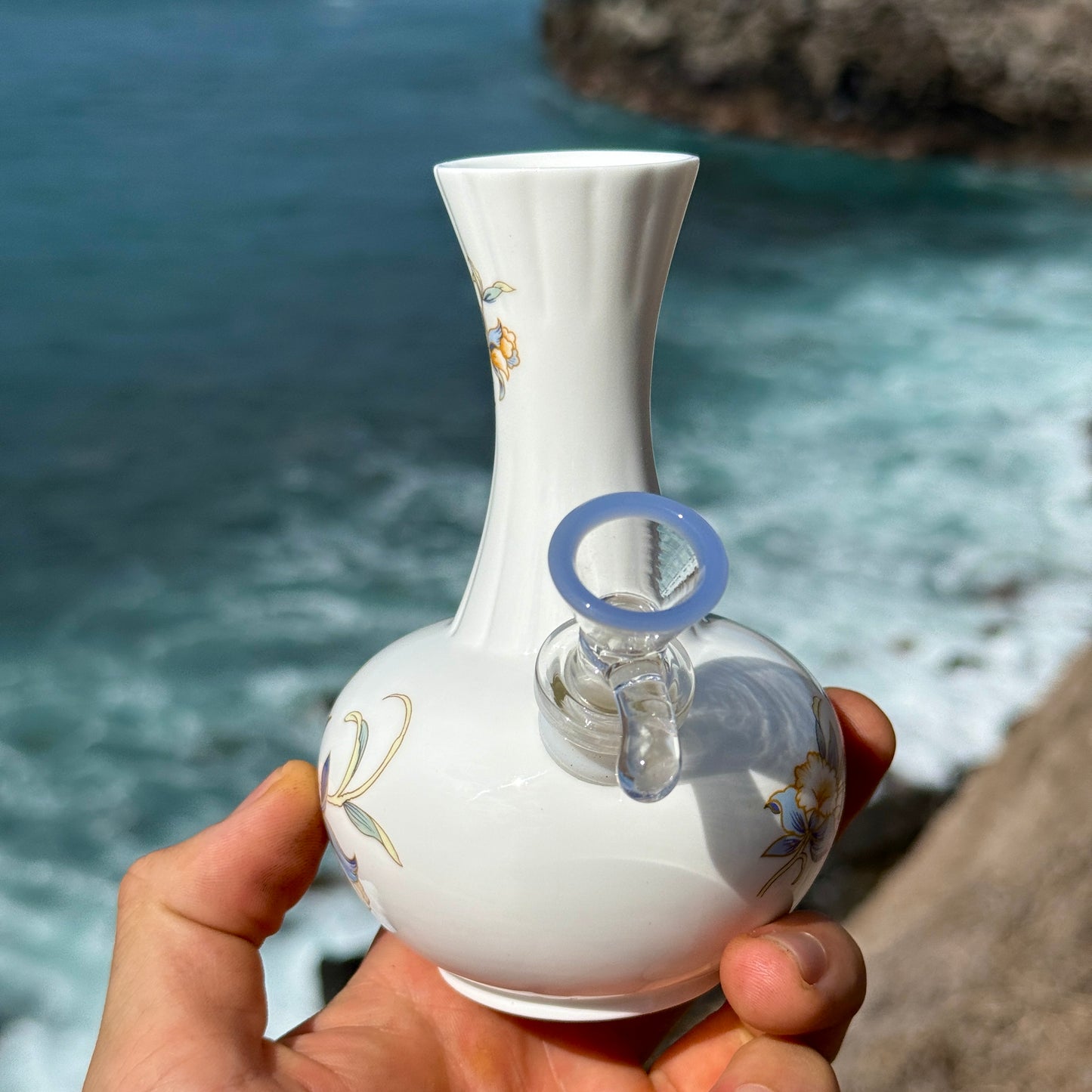 Vintage Ceramic Bong “Petite Orchid”