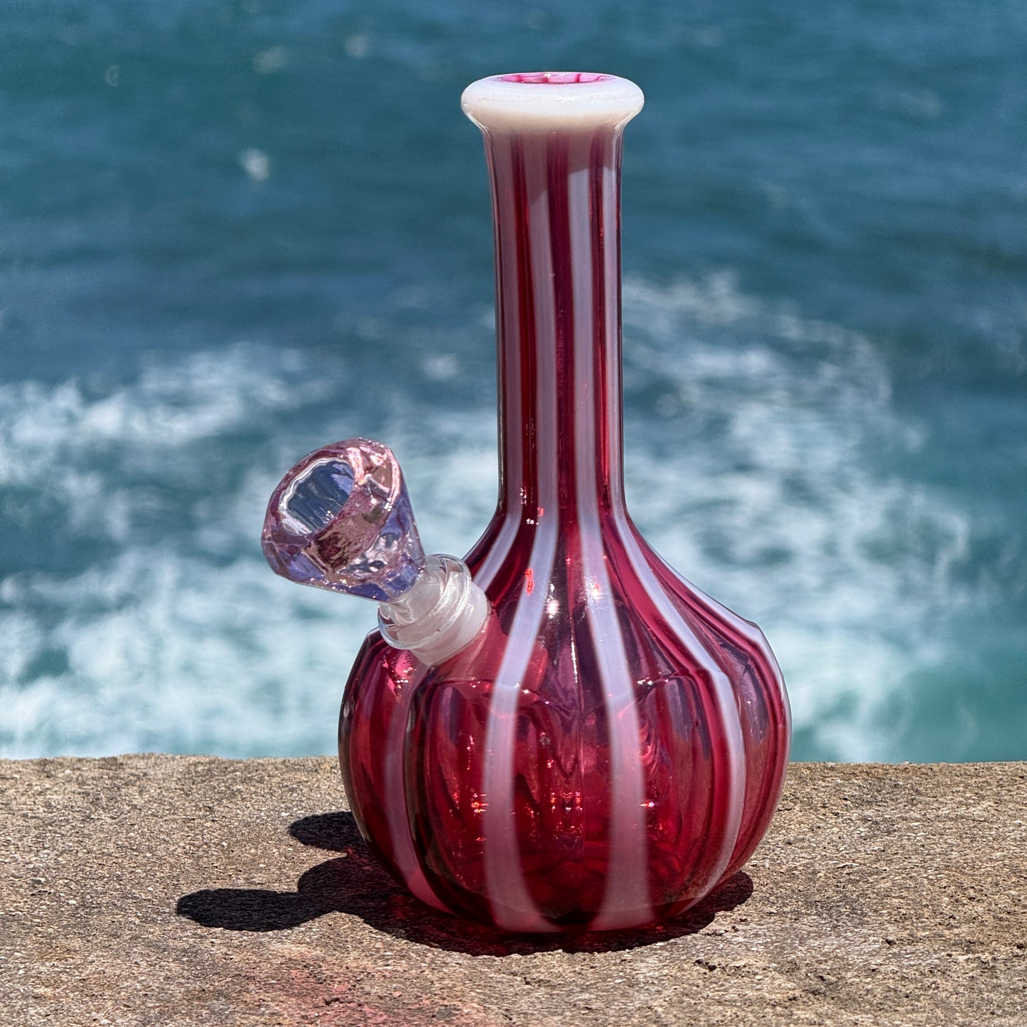 Vintage Vase Bong “Ravishing Rose”