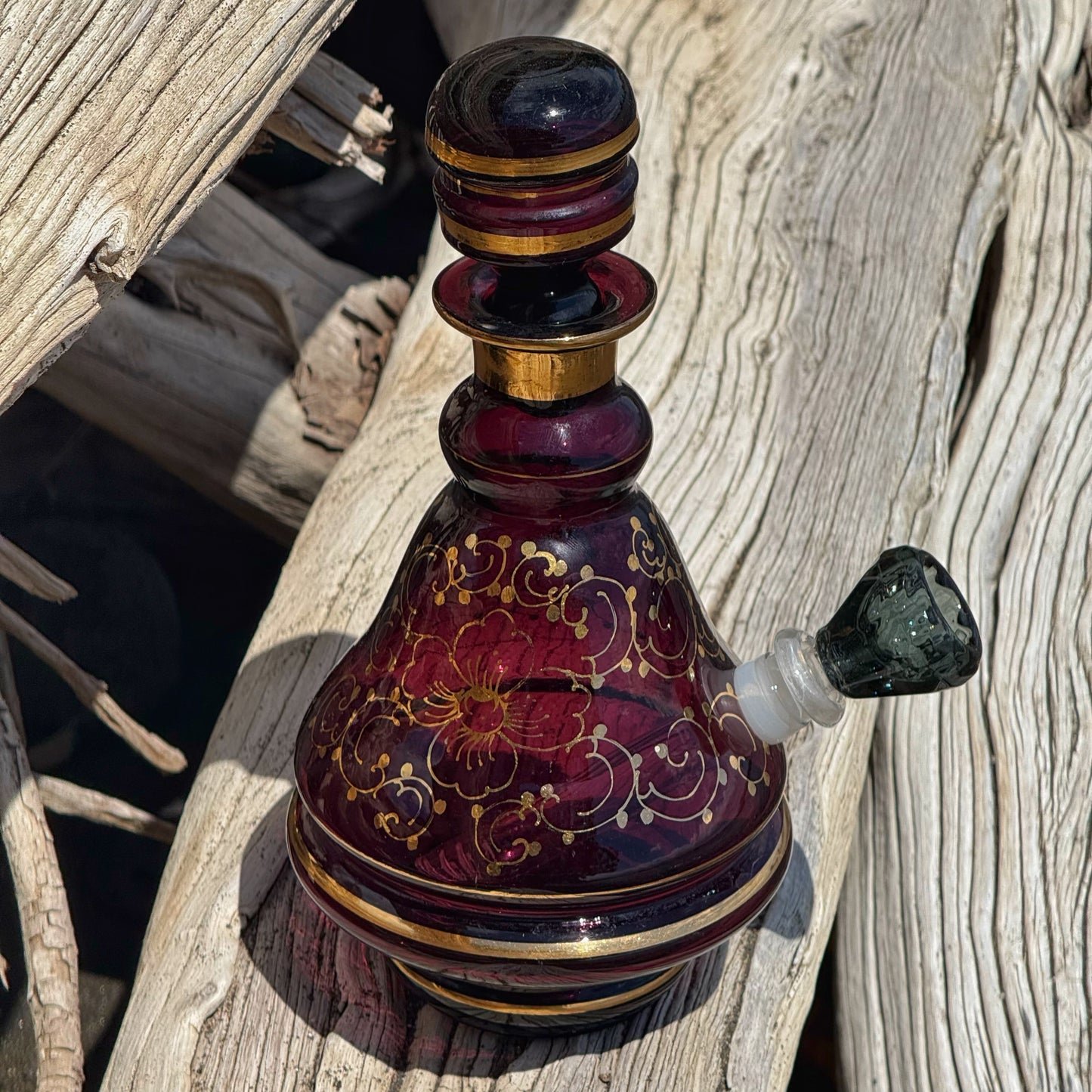 Vintage Decanter Bong “Ameythst Luminescence”
