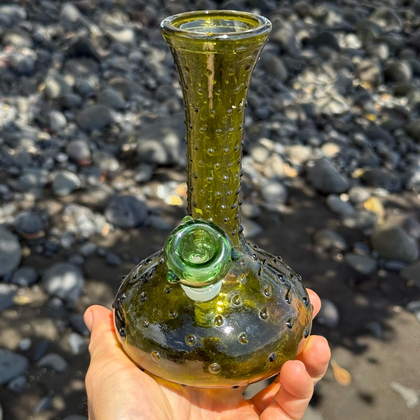 Vintage Glass Bong “Peridot Persuasion”