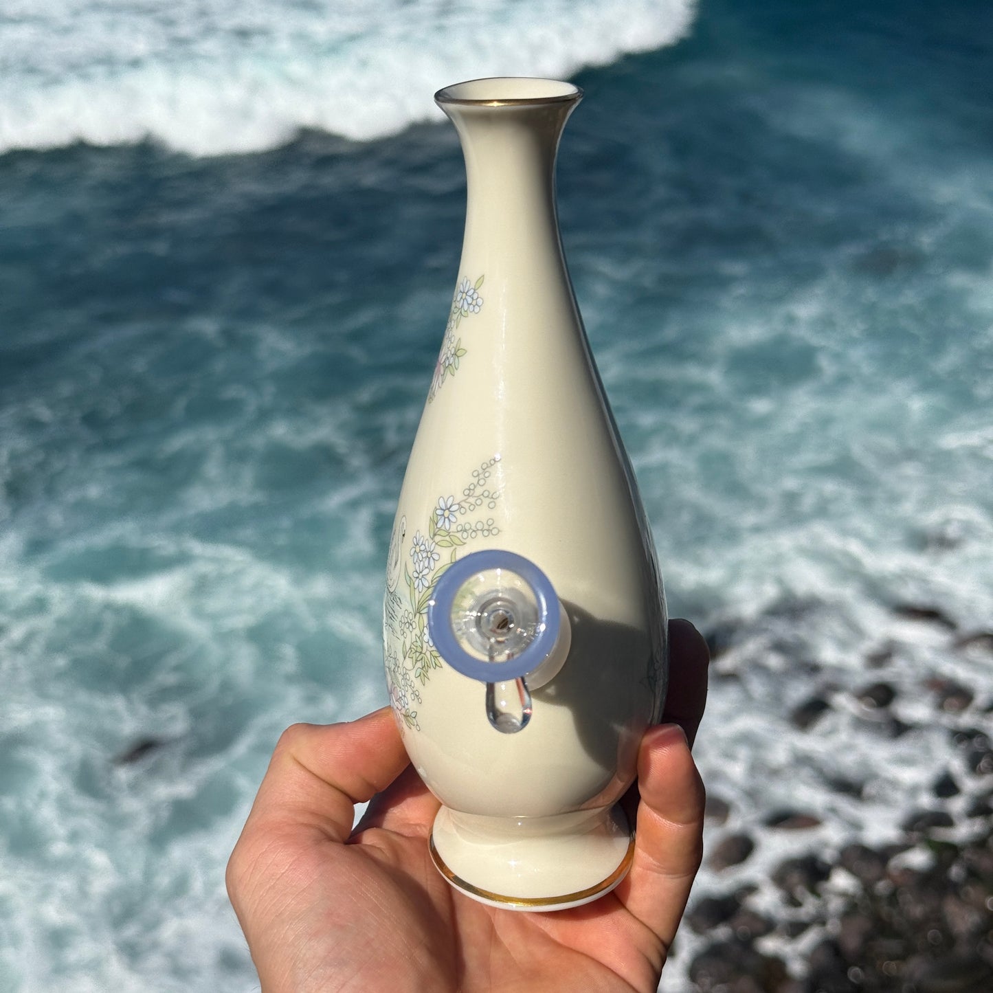 Vintage Ceramic Bong “Swan Song”