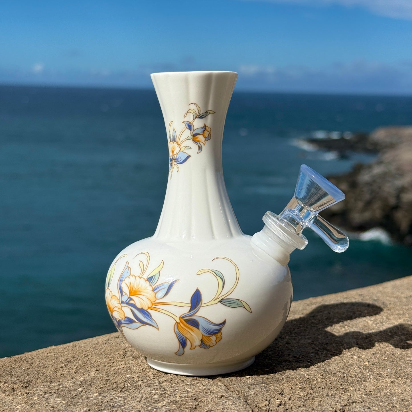 Vintage Ceramic Bong “Petite Orchid”