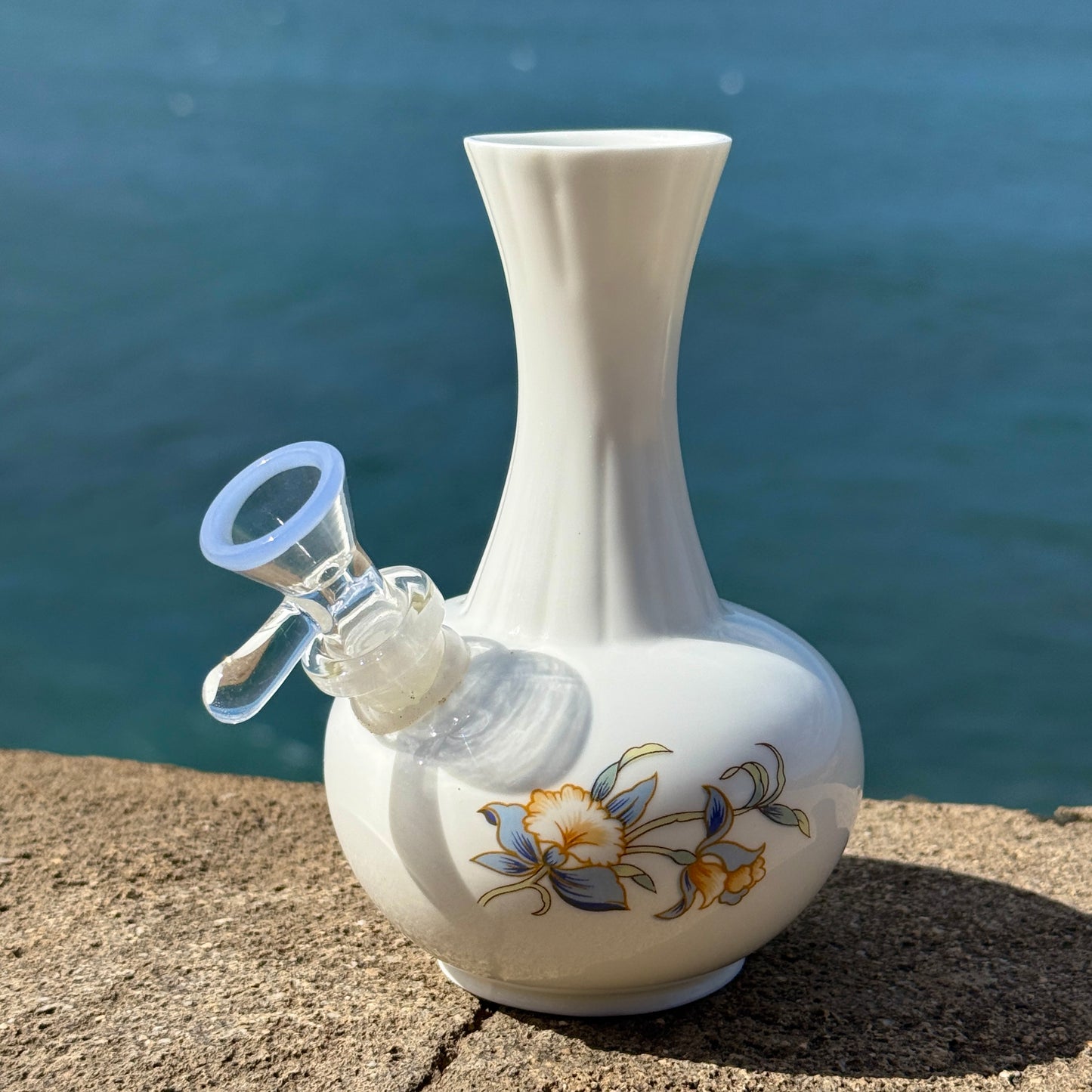Vintage Ceramic Bong “Petite Orchid”