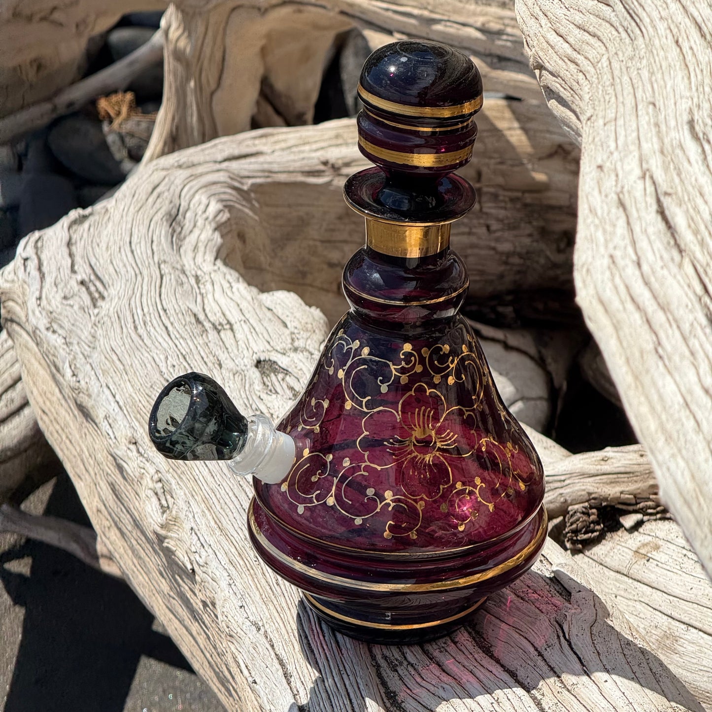 Vintage Decanter Bong “Ameythst Luminescence”