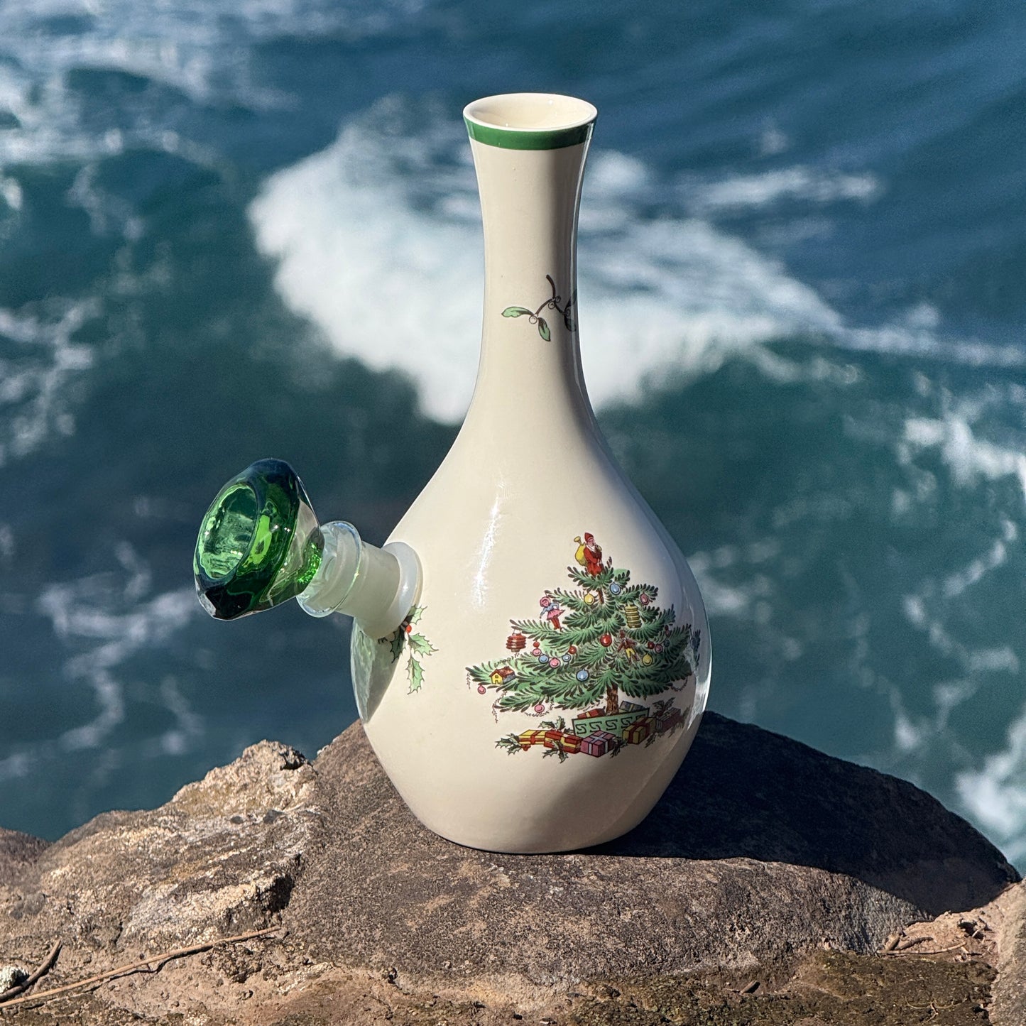 Vintage Ceramic Bong “Santa’s Helper”